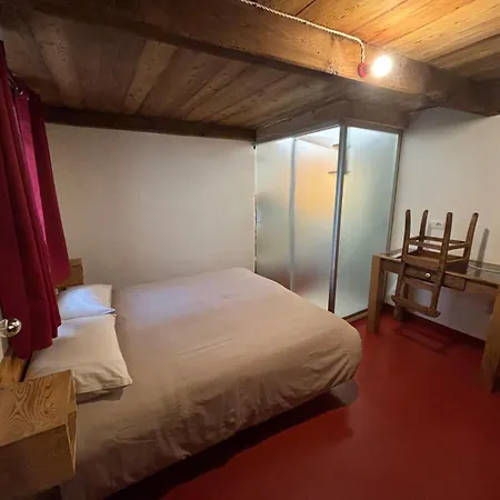 Riverside Rooms Emma For Young And Wild Spirits Apartmán